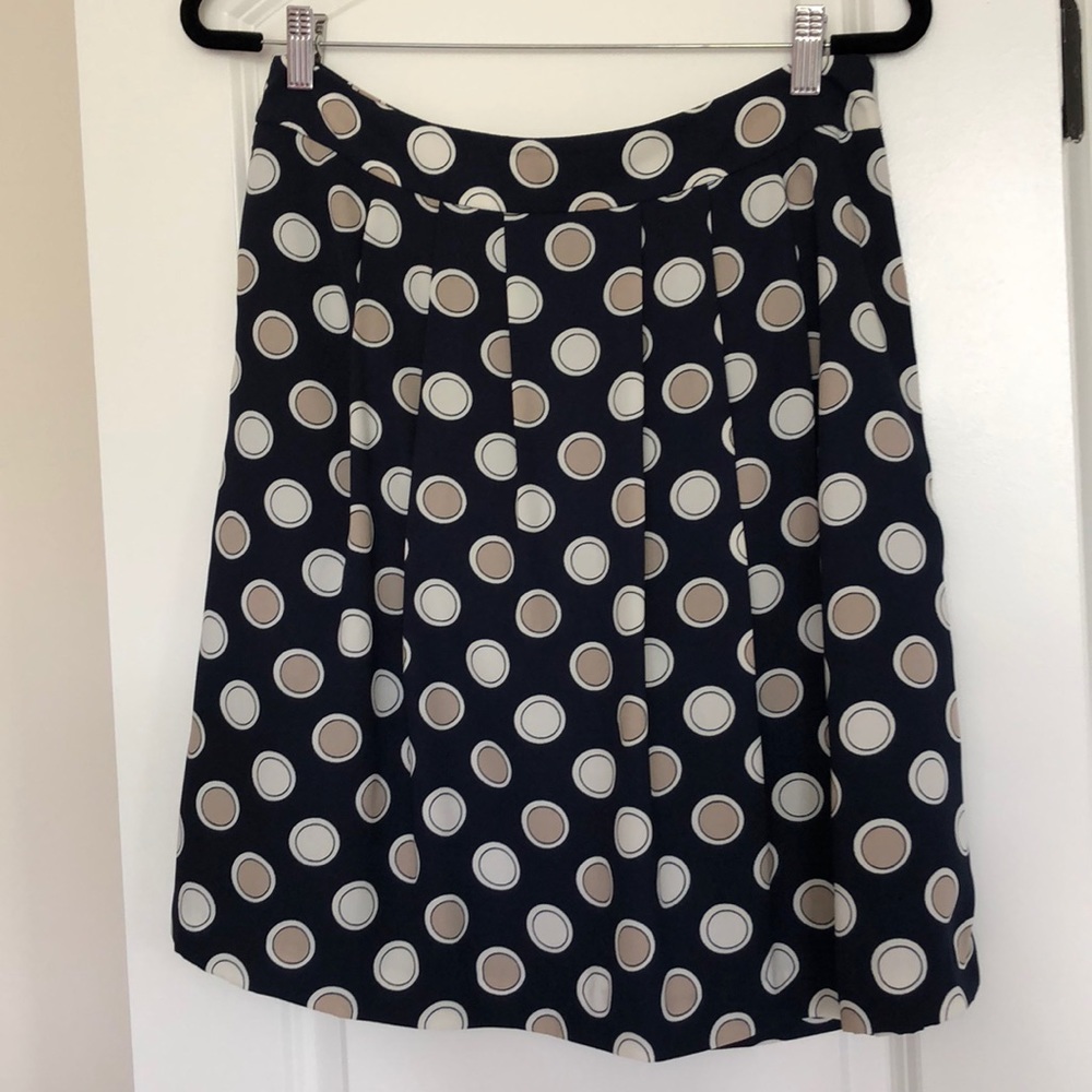 Navy/Cream/Beige Skirt. Banana Republic. Size 10.